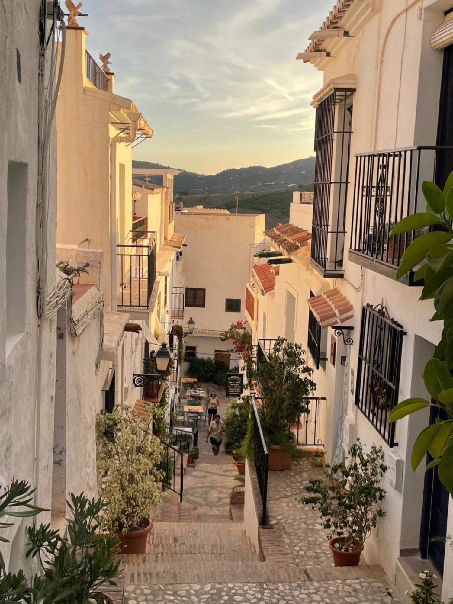 Los Nidos Apartments, Frigiliana Exterior photo